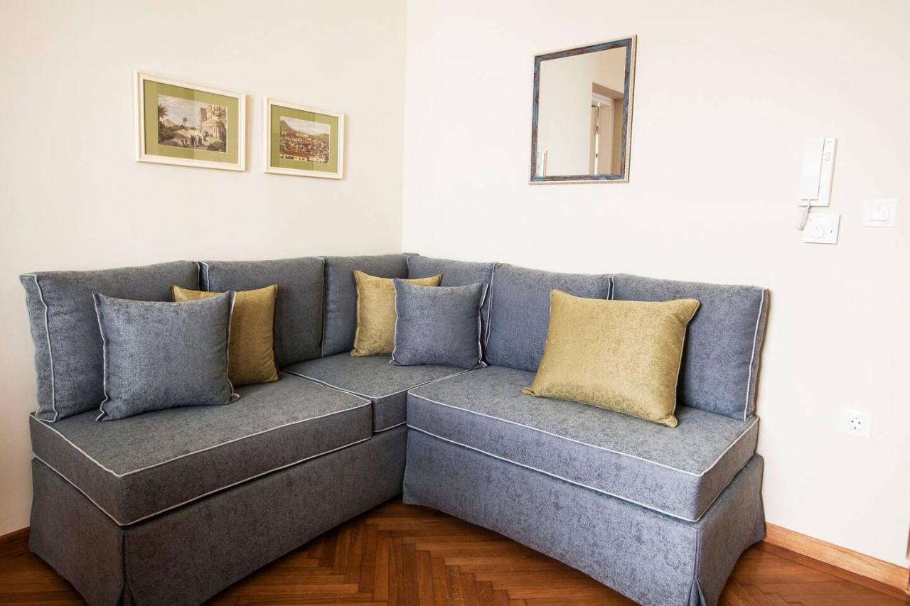 Pagrati Hilton Location Bentzi Family Suite 5 Ateny Zewnętrze zdjęcie
