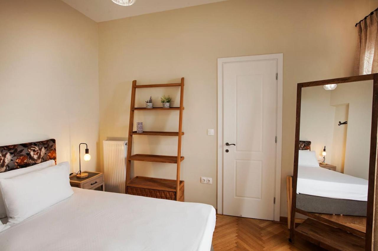 Pagrati Hilton Location Bentzi Family Suite 5 Ateny Zewnętrze zdjęcie